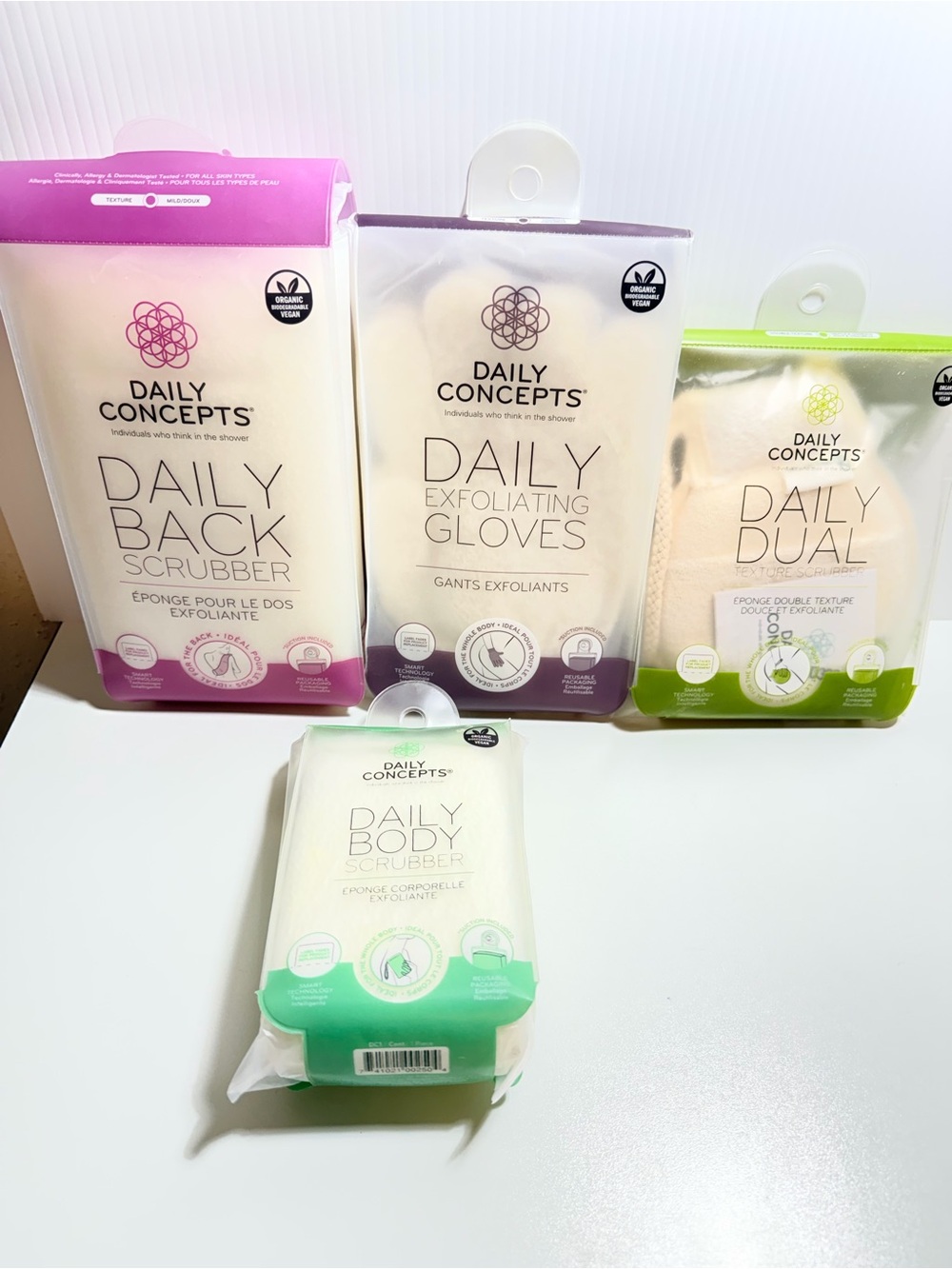 Daily Concepts 4 piece shower set NEW